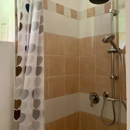 Piccola Sosta Oda ve Kahvaltı San Miniato